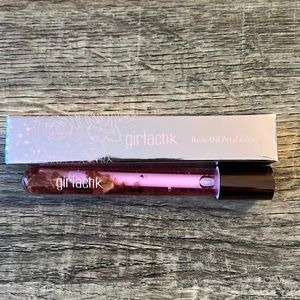girlactik Rose Oil Petal Gloss